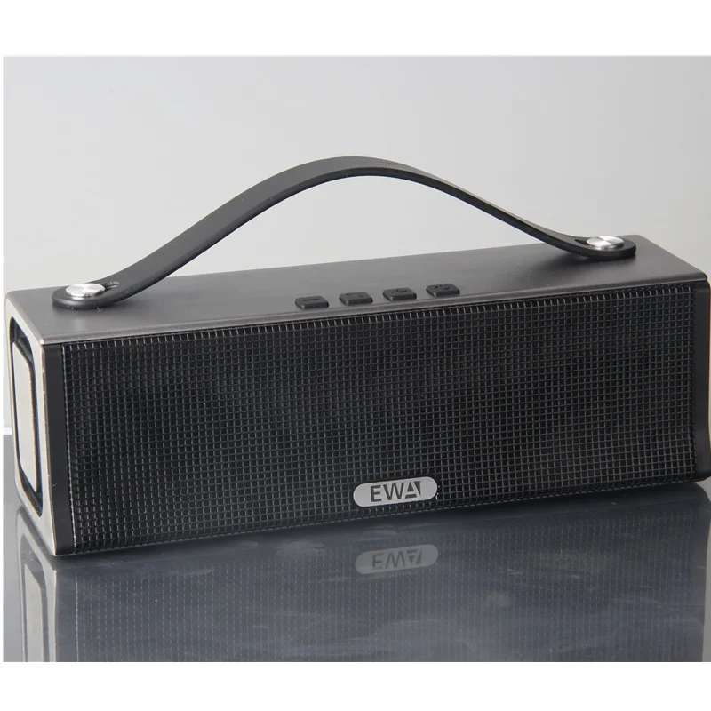 Портативный беспроводной Bluetooth динамик портативный громкий голос и бас серый