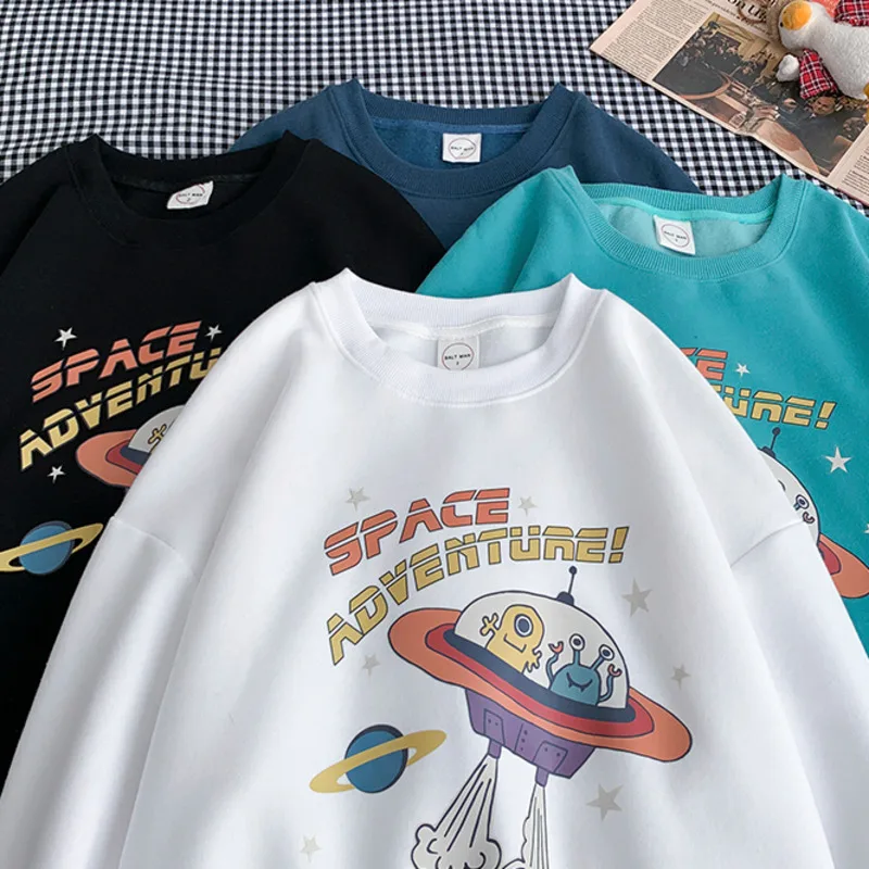 

Hoodies & Sweatshirts