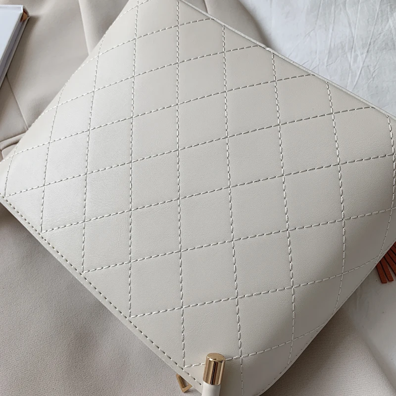 

Women Sexy Ladies Solid doll PU Leather Shoulder Bags 2020 Luxury Designer Crossbody Handbag Travel Fashion Love Diamond Lattice