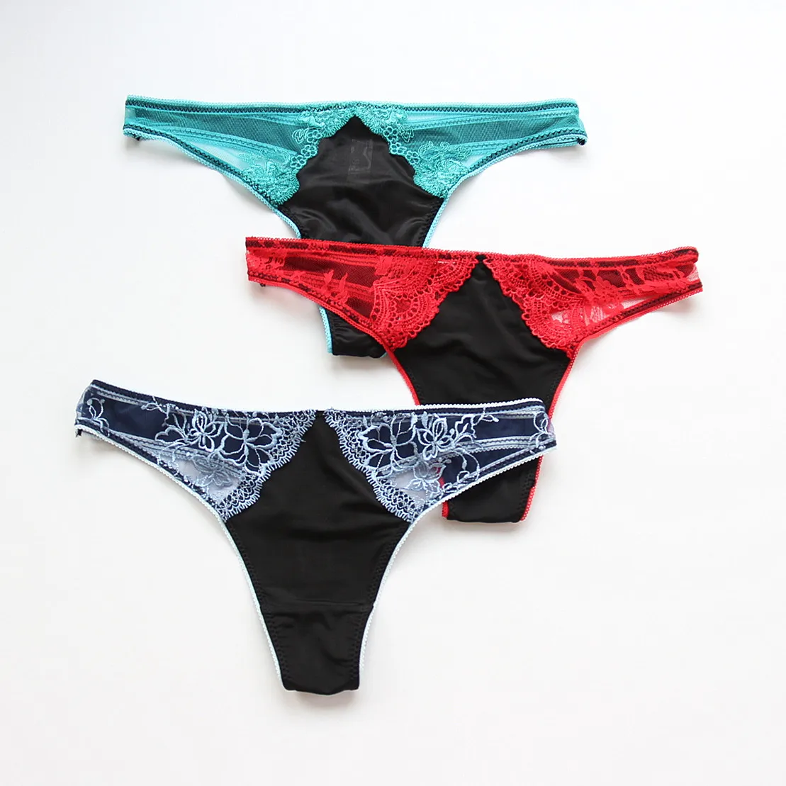 

Voplidia 3 Pcs/Lot T-Back Underwear Women Sexy Soft Lace Panties Thong And G Strings Female Seamless Lace Hipster Lingerie PM301