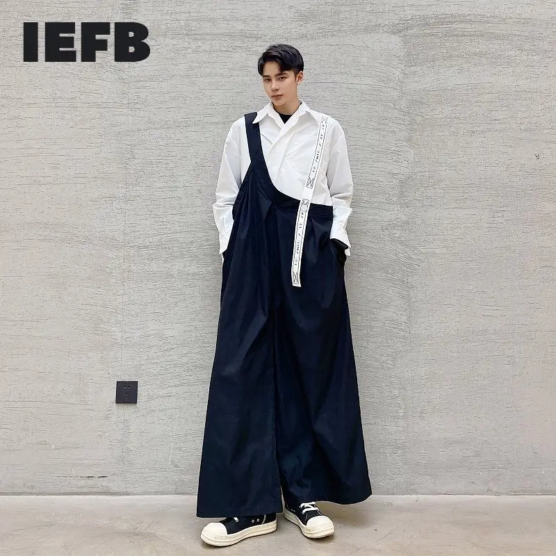 

Нишевые дизайнерские мужские свободные легкие повседневные брюки IEFB с одним ремешком, трендовые широкие брюки черного и белого цветов в ст...