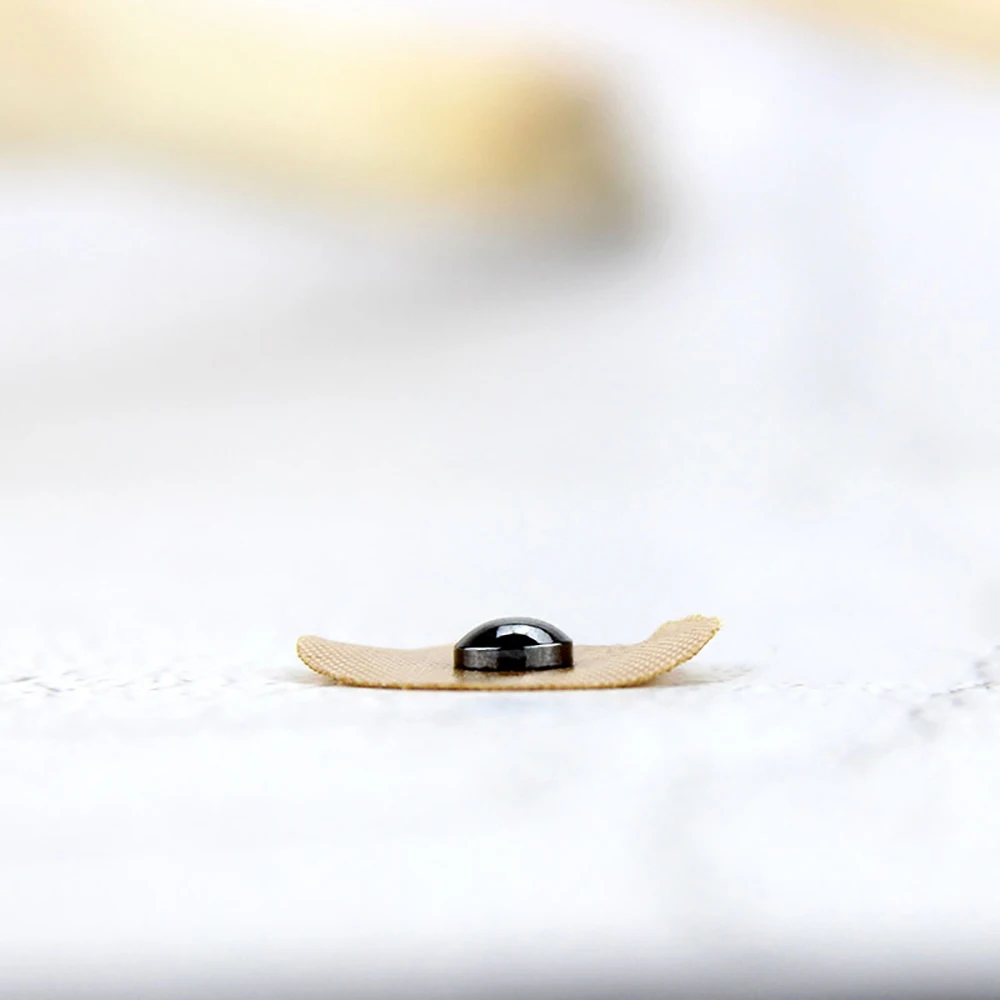 Магнитные наклейки для иглотерапии 10 штук китайской традиционной медицины для облегчения боли в спине и плечах и снятия стресса.