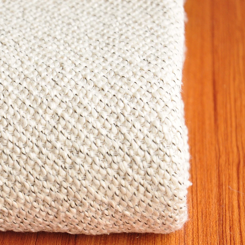 Бесплатная доставка молочно белая ткань с блестящей линией тканевая для свитера