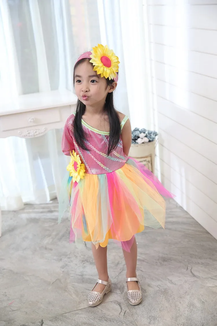 Подарок принцессе на день рождения платье Минни ведьмы карнавал для девочки