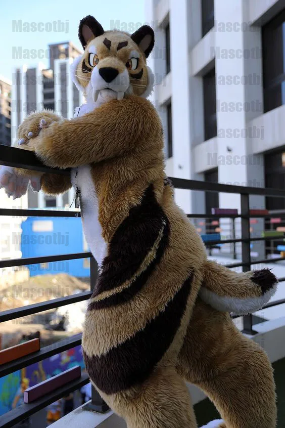 Новинка унисекс Хаски собака волк лиса меховой костюм талисман для косплея