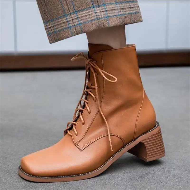 Обувь высокого качества женские кожаные короткие ботинки красивая дизайнерская