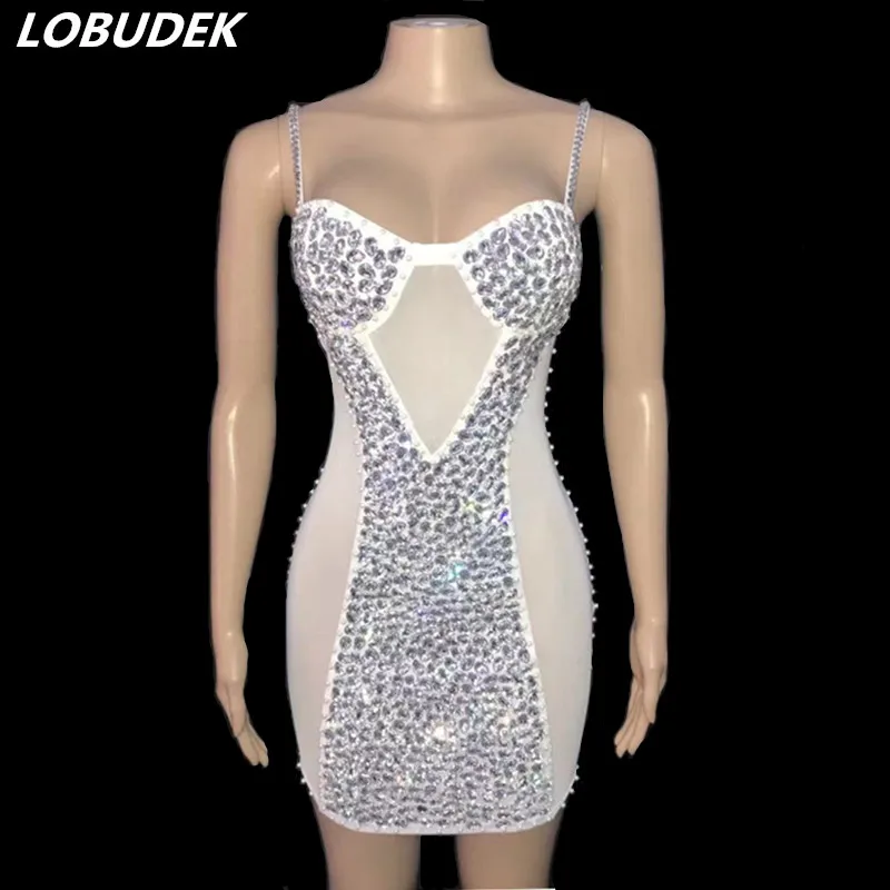 

Блестящие стразы Прозрачное платье на петельках сексуальное Белое платье из тюля Без Рукавов Кристаллы наряды для женщин певец и Ведущий для выпускного вечера, для дня рождения, костюм