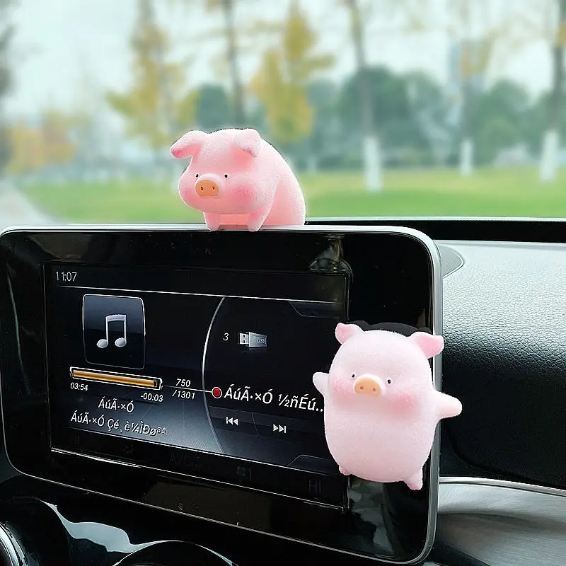 

Cute Lulu Pig Lovely Girl Car Ornaments Central Console Trolley Ornaments Vehicle Mounted Decoration Car Interior Accessories
