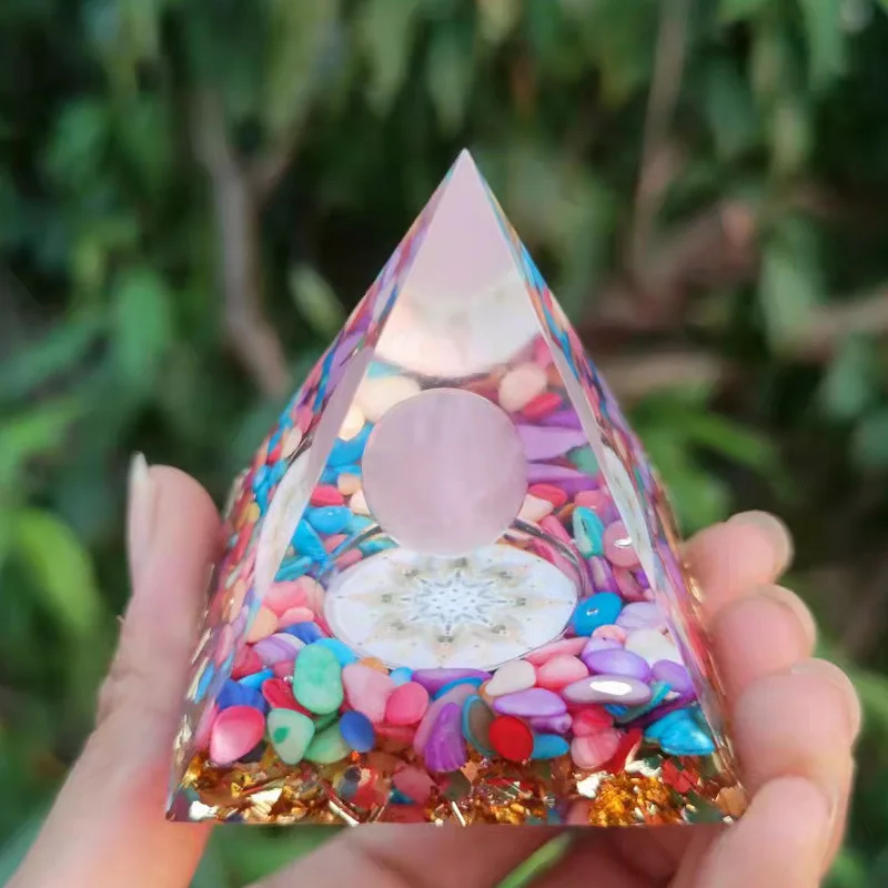 

Orgonite Foreign Trade Aogen Pyramid Ornament Natural Turquoise Energy Pyramid Bring Good Luck