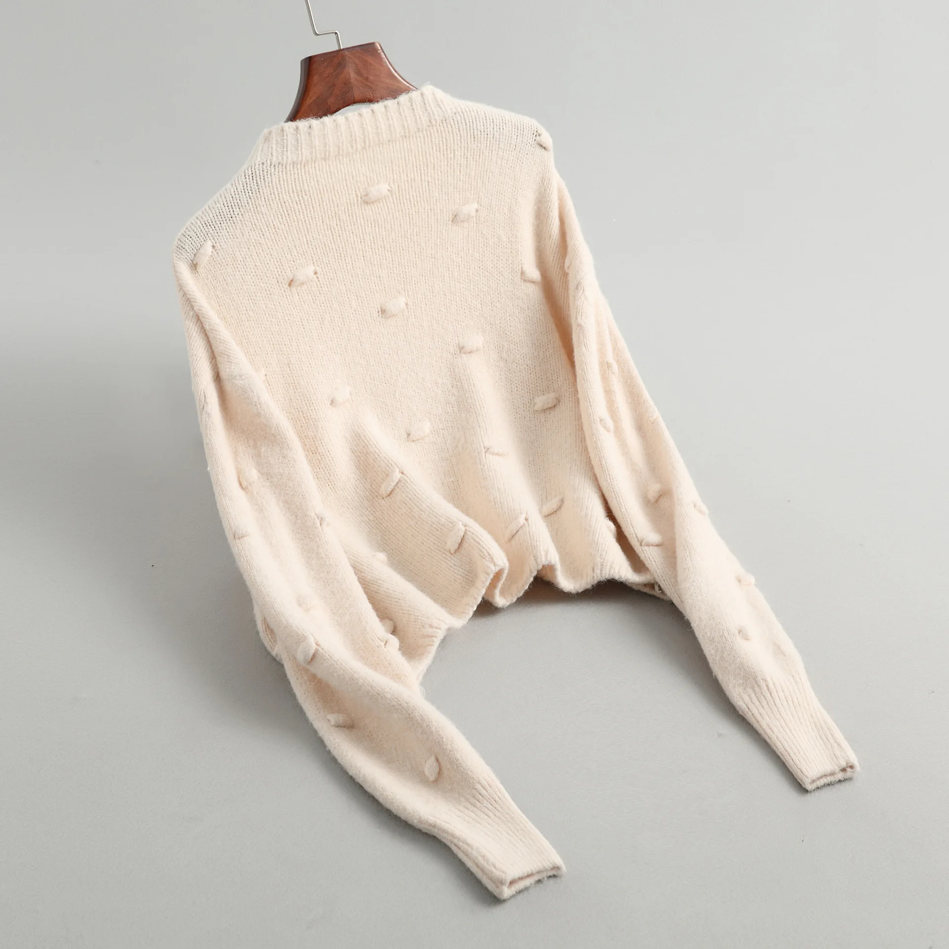 

2020 Winter Women Sweater And Pullovers O-Neck Long Sleeve Alpaca Sweater Women Casual Loose Sweater Cropped Tops Pull Femme