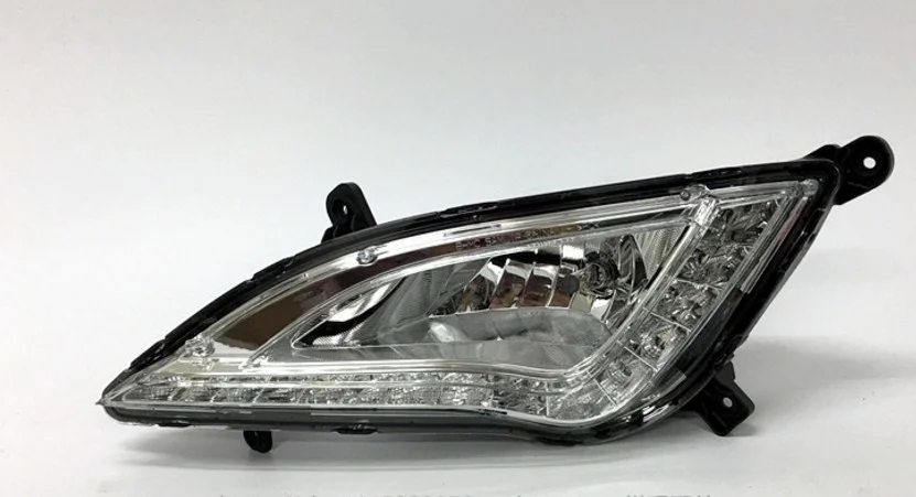 

eOsuns Front bumper light Front fog lamp for Hyundai elantra