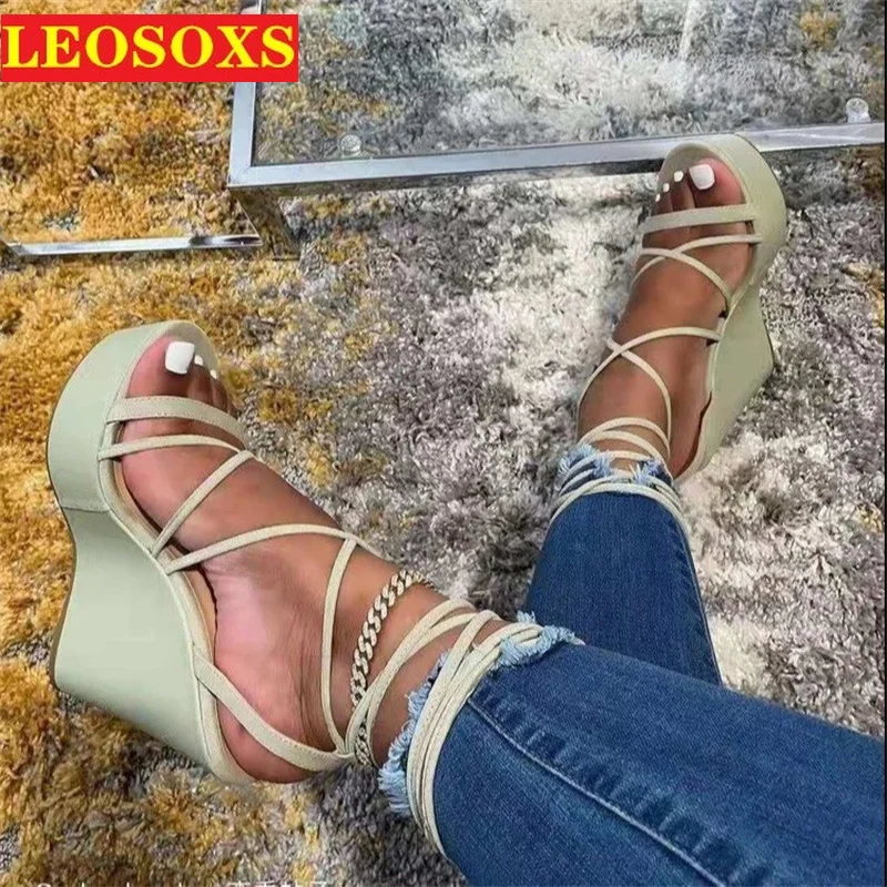 

Women's Sandals New Style with Thick Wedged-heel Barefoot Open-toe Sandal Fashion Summer Party Sandal Beach Sandal Casual Shoes