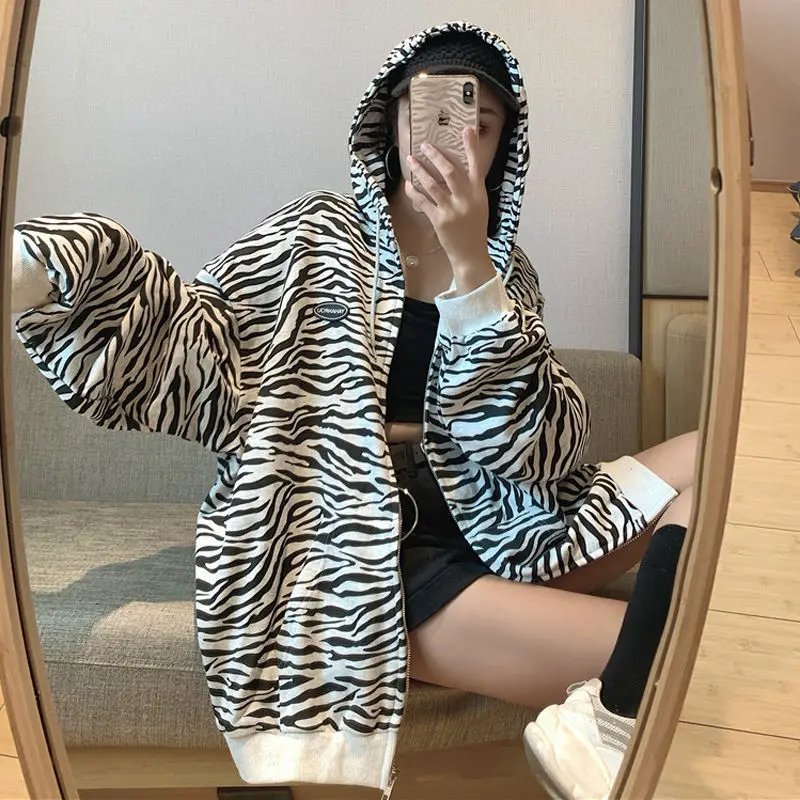 Полосатая толстовка с капюшоном в полоску принтом зебры Повседневная Толстовка