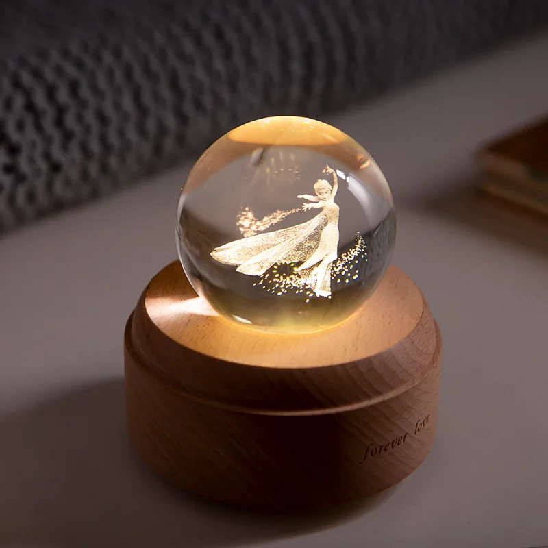 

Деревянная музыкальная шкатулка с надсветильник Ю «Холодное сердце»