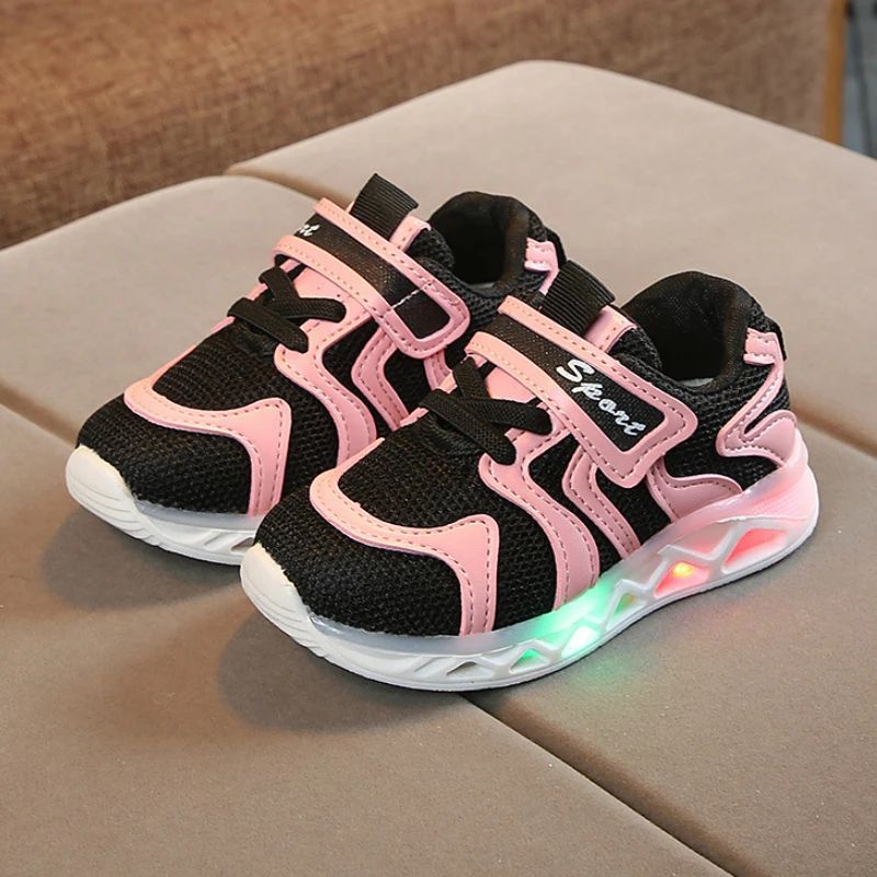 Детские светящиеся кроссовки спортивная обувь со светодиодной подсветкой для