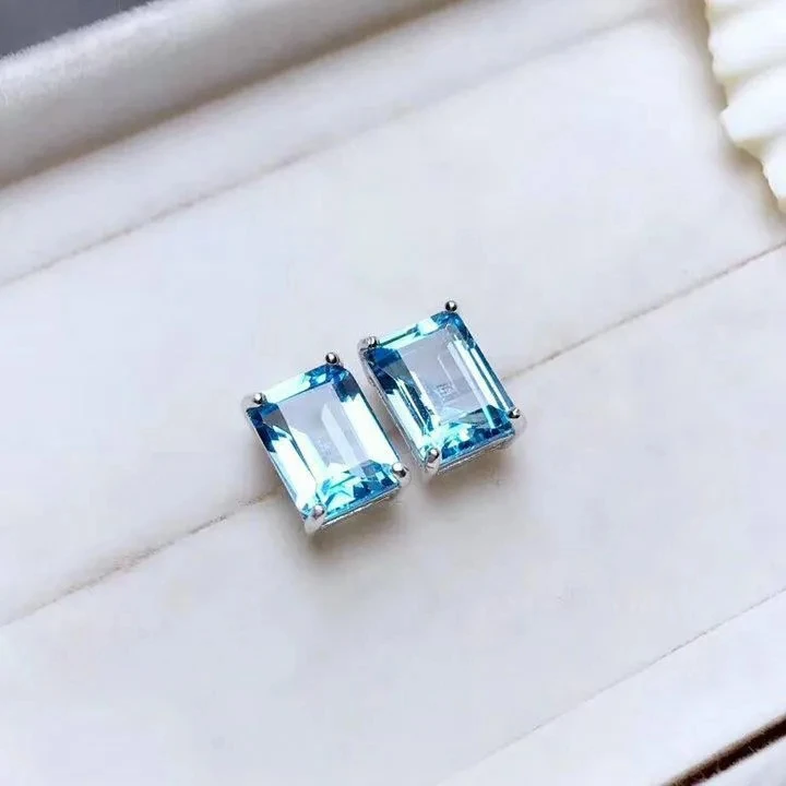 

Topaz Stud Earrings Women's S925 Sterling Silver Japanese and Korean Simplicity and Personality Square Swiss Sapphire Earrings