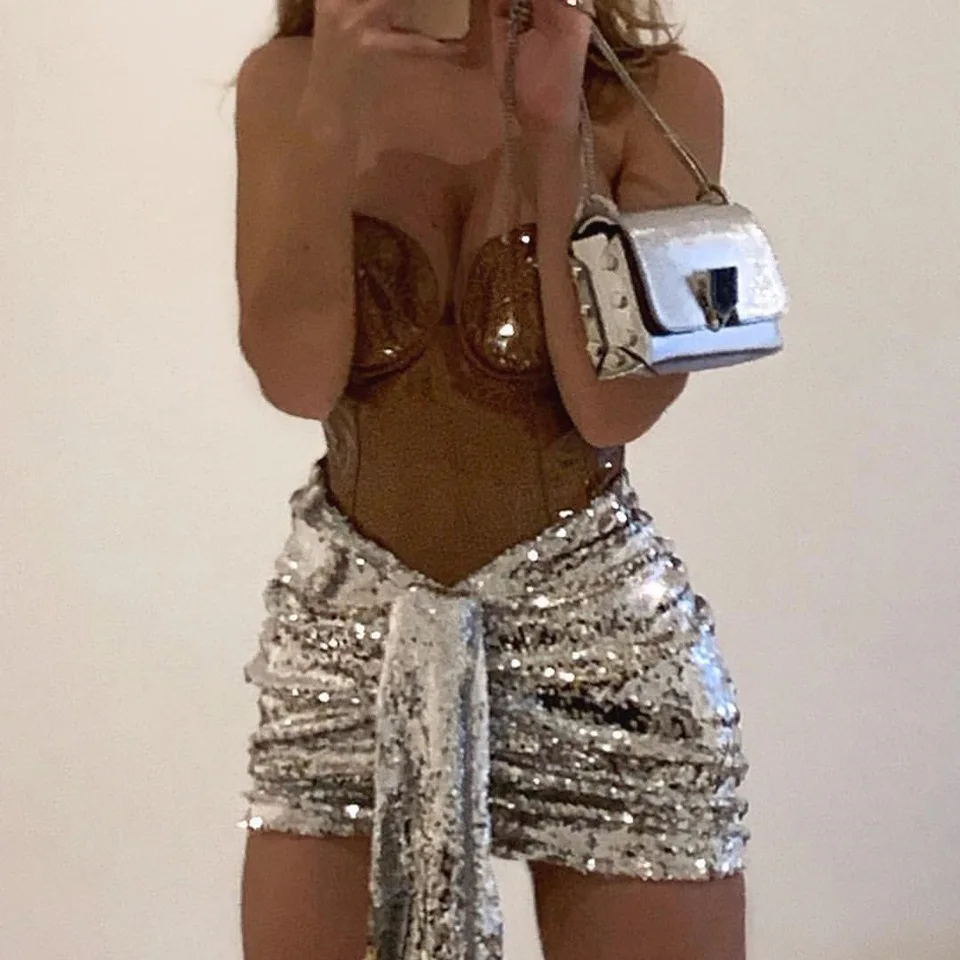Женская мини-юбка с лентами и блестками завышенной талией | одежда