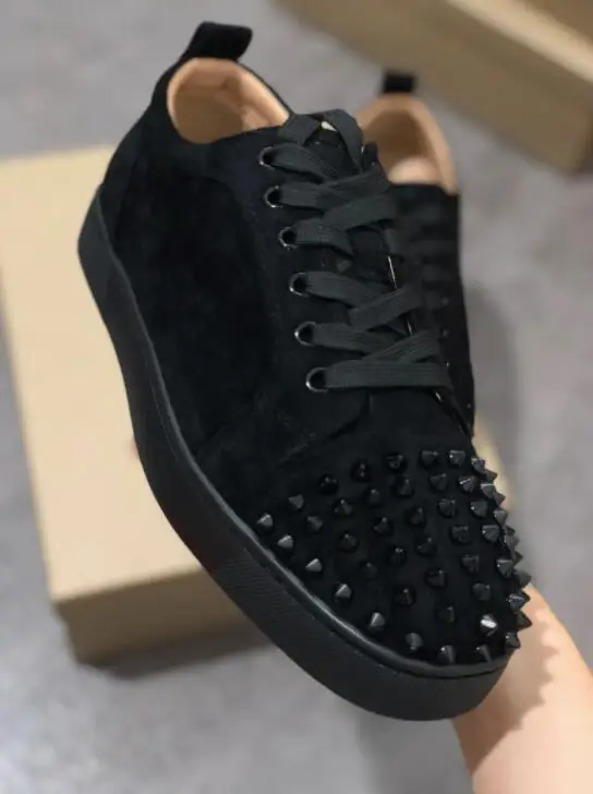 Модные дизайнерские туфли с красной подошвой Кроссовки на плоской подошве