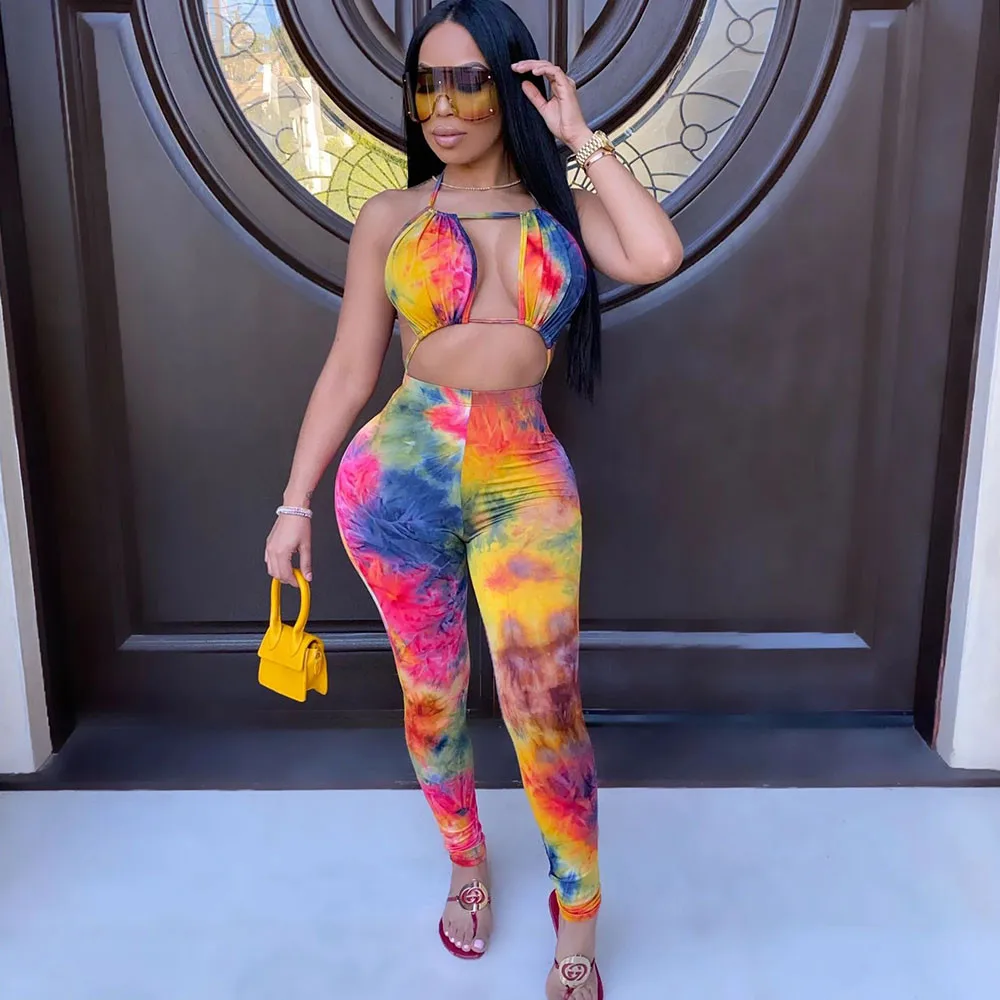 Женский клубный комбинезон с открытой спиной и лямкой на шее |