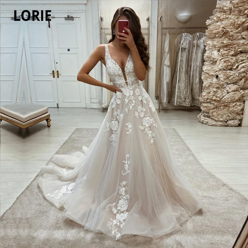 

LORIE Boho Wedding Dresses V-Neck Appliques Lace A-Line Elegant Wedding Gown Sweep Train Country Bridal Dress vestido novia