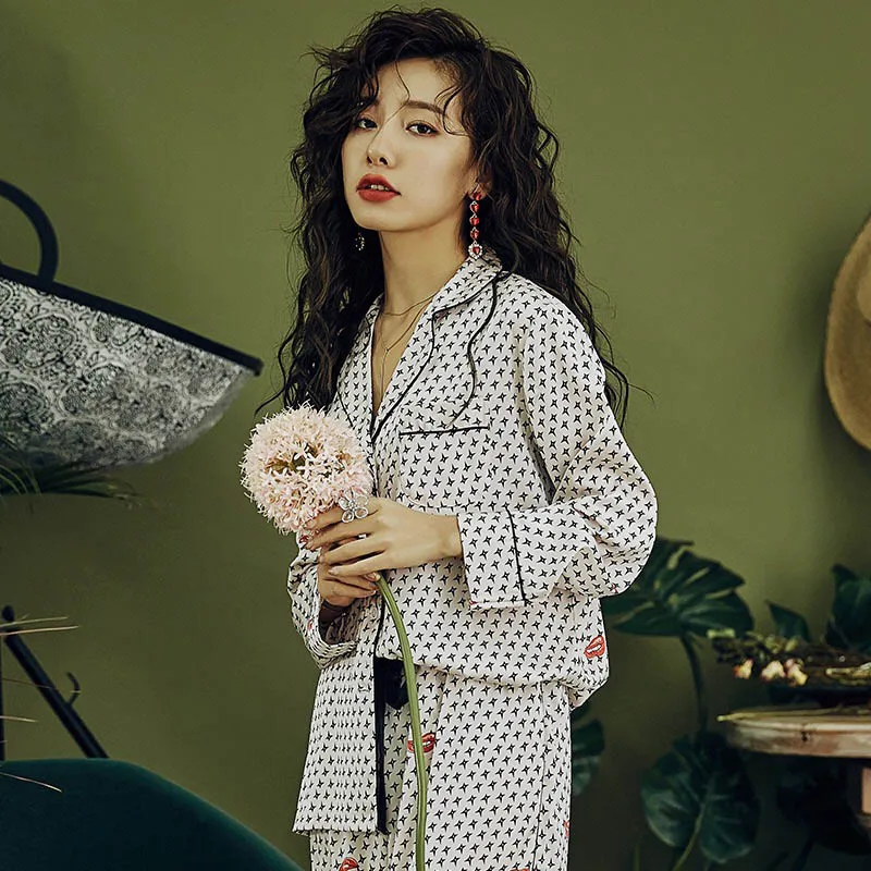 Женский пижамный комплект из мягкого шелка Элегантная атласная пижама с