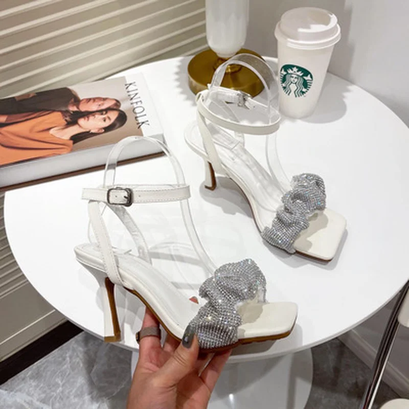

2021 Fashion Design Pleated Rhinestones Women Sandals Summer Female Shoes Crystal Open Toe Ankle Buckle Strap Thin High Heels