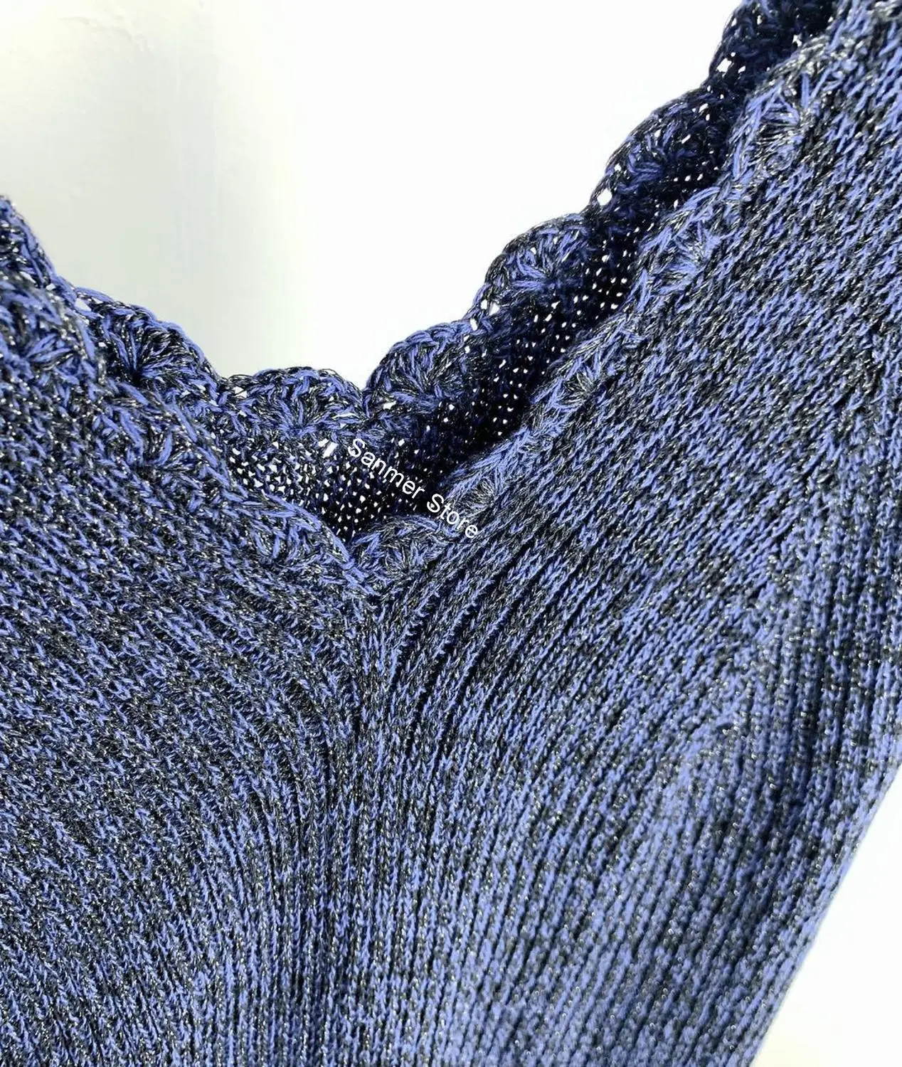 

Women Knit Camis Wave Side Slim V-neck Backless Sleeveless Ladies Knitted Vest