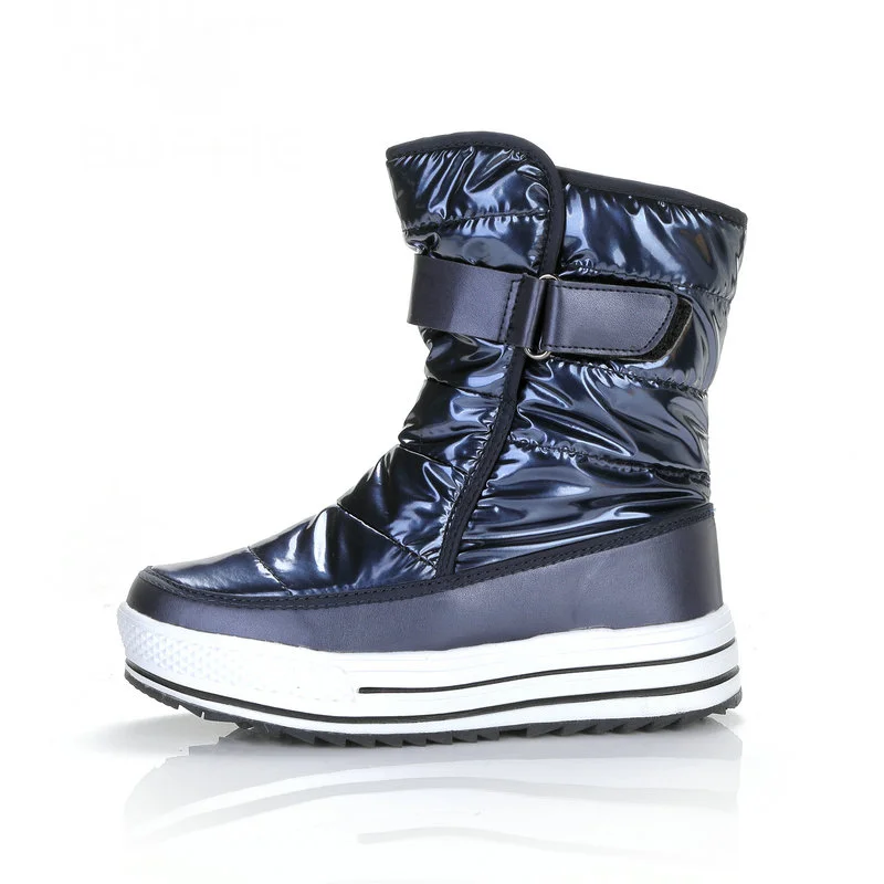 Женские ботинки на нескользящей подошве водонепроницаемые темно синего цвета с