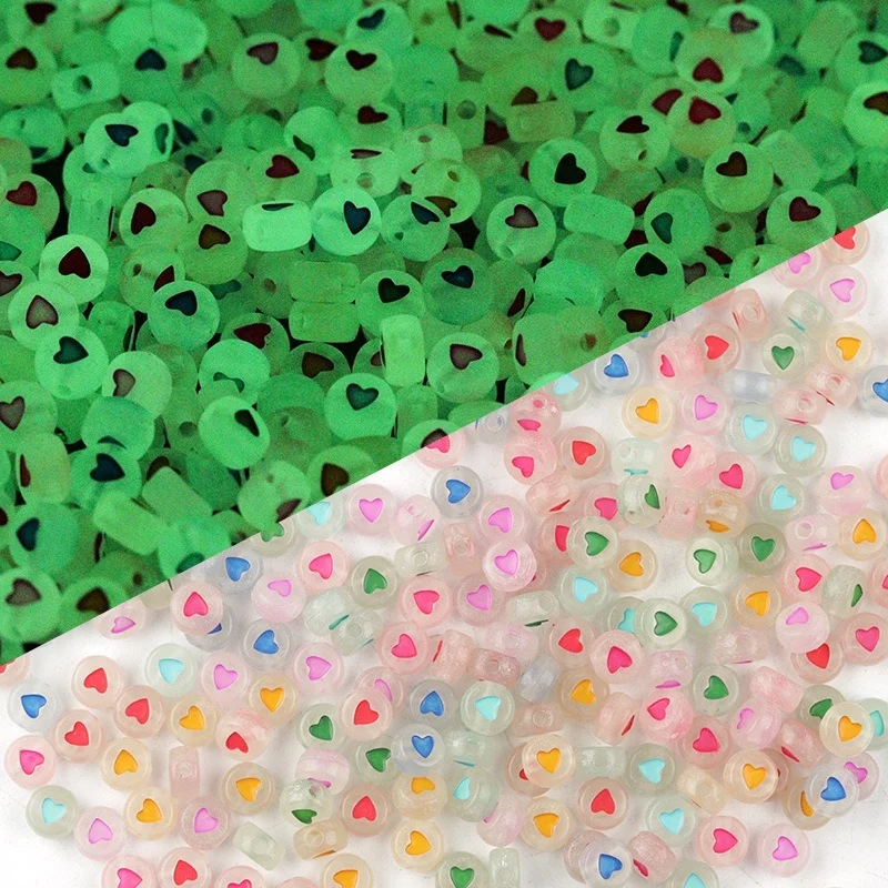 100 шт. 7 мм DIY акриловые буквы амулеты бусины ожерелье ручной работы светится в