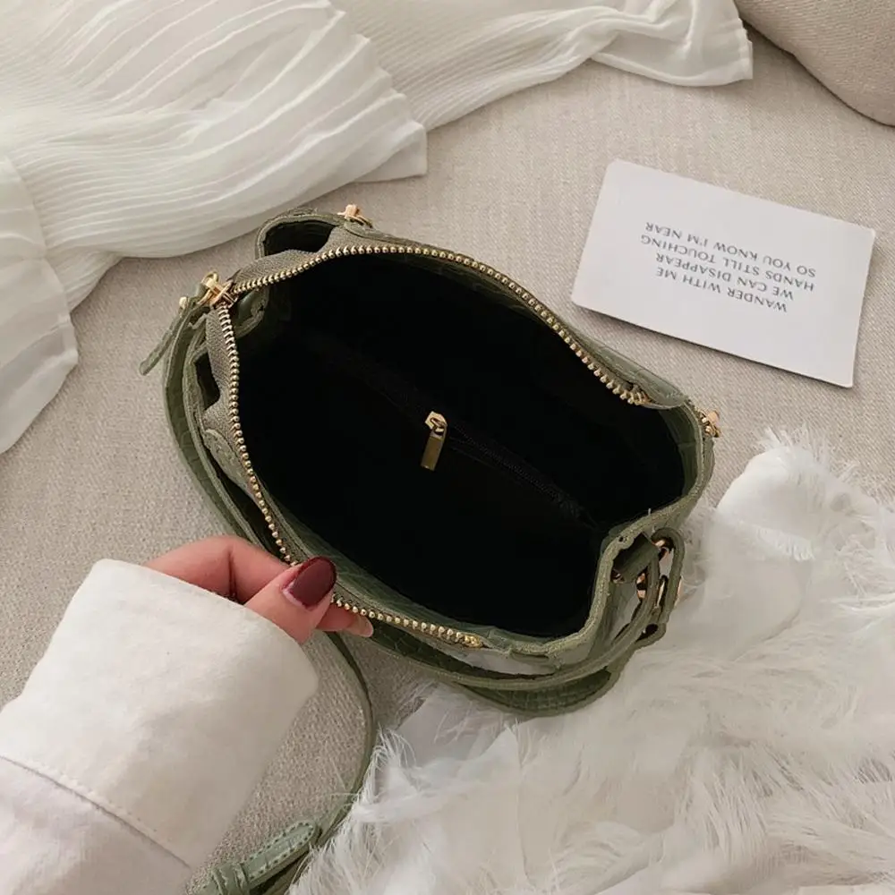 

Classic Embossed Leather Bags For Women 2019 Serpentine Vintage Leather Messenger Bag Women Cross Body Bags Luxury Handbags #15