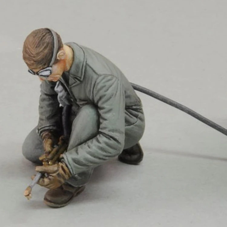 

1/35 сварщик NO. Фигурка солдата GK из 2 смол, военная тема времен Второй мировой войны, в разобранном и неокрашенном виде