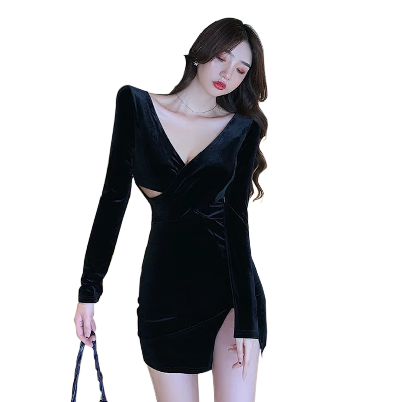 

Black high-end velvet sexy dress 2021 early spring new women's V-neck with waist and hip