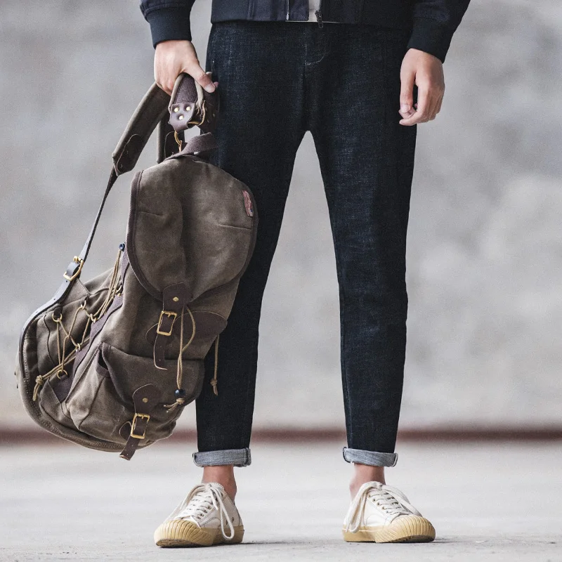 Мужские зауженные джинсы черные стрейч с отворотами |