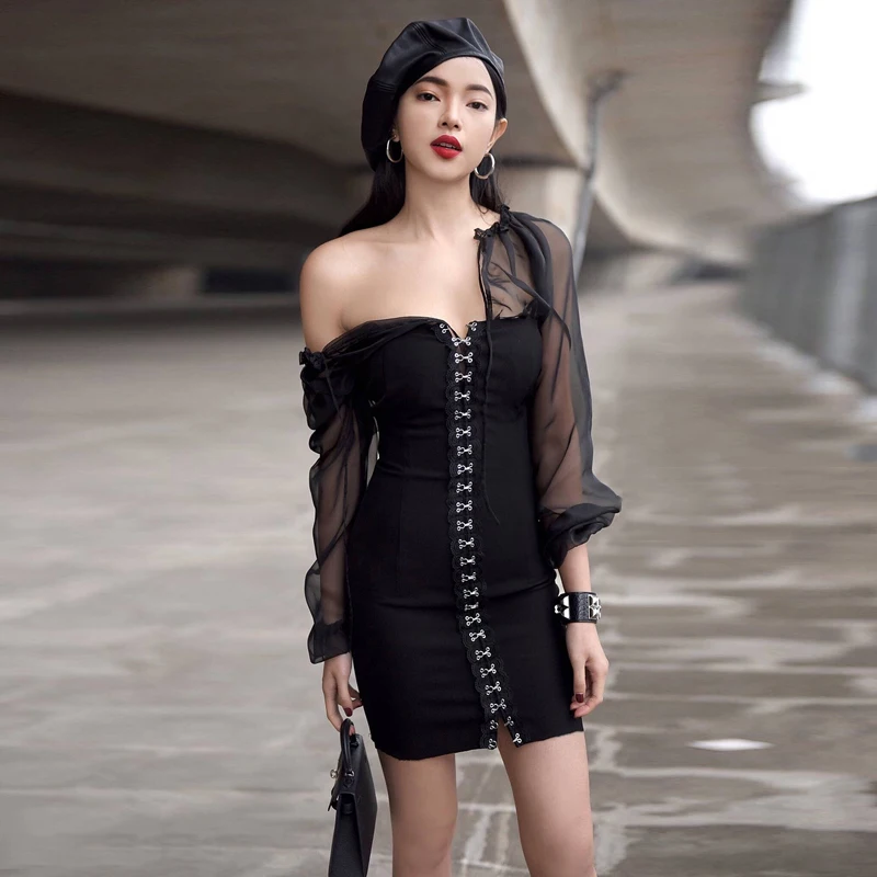 Женское вечернее платье на пуговицах с круглым вырезом и рукавами