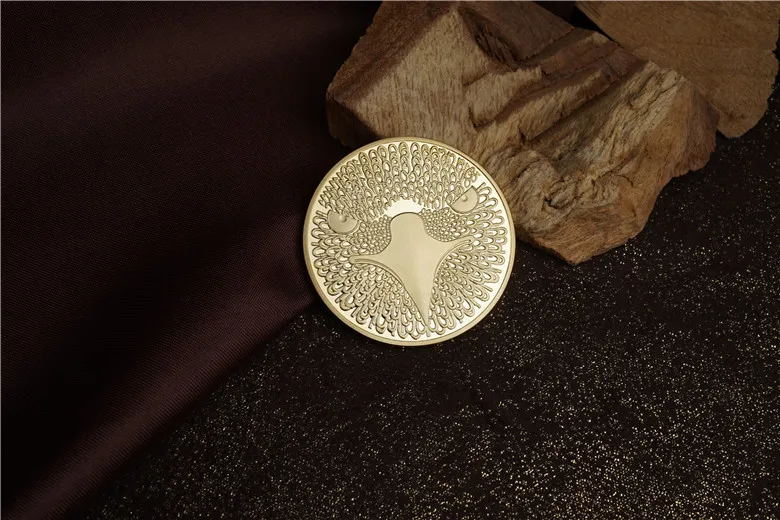 

1 PCS Bitcoin Cent Creative Souvenir Coin Gold Plated Physical Cryptocurrency Coin Eagle Pattern Bitcoin Commemorative Coin