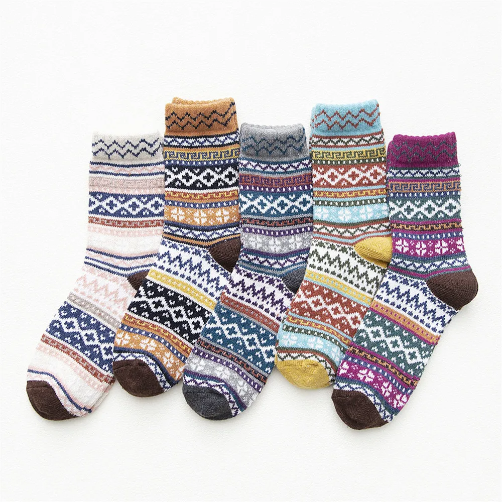 

Instime 5 Pairs/Pack Desinger Socks Women Crew Wool Thickened Warm Cross Flower Waves