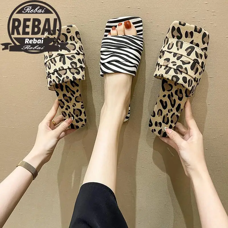 

2021 New Fashion Zebra Striped Slides Outside Summer Women's Slippers Flat Ytmtloy Leopard Zapatillas Mujer Casa Sapato Feminino