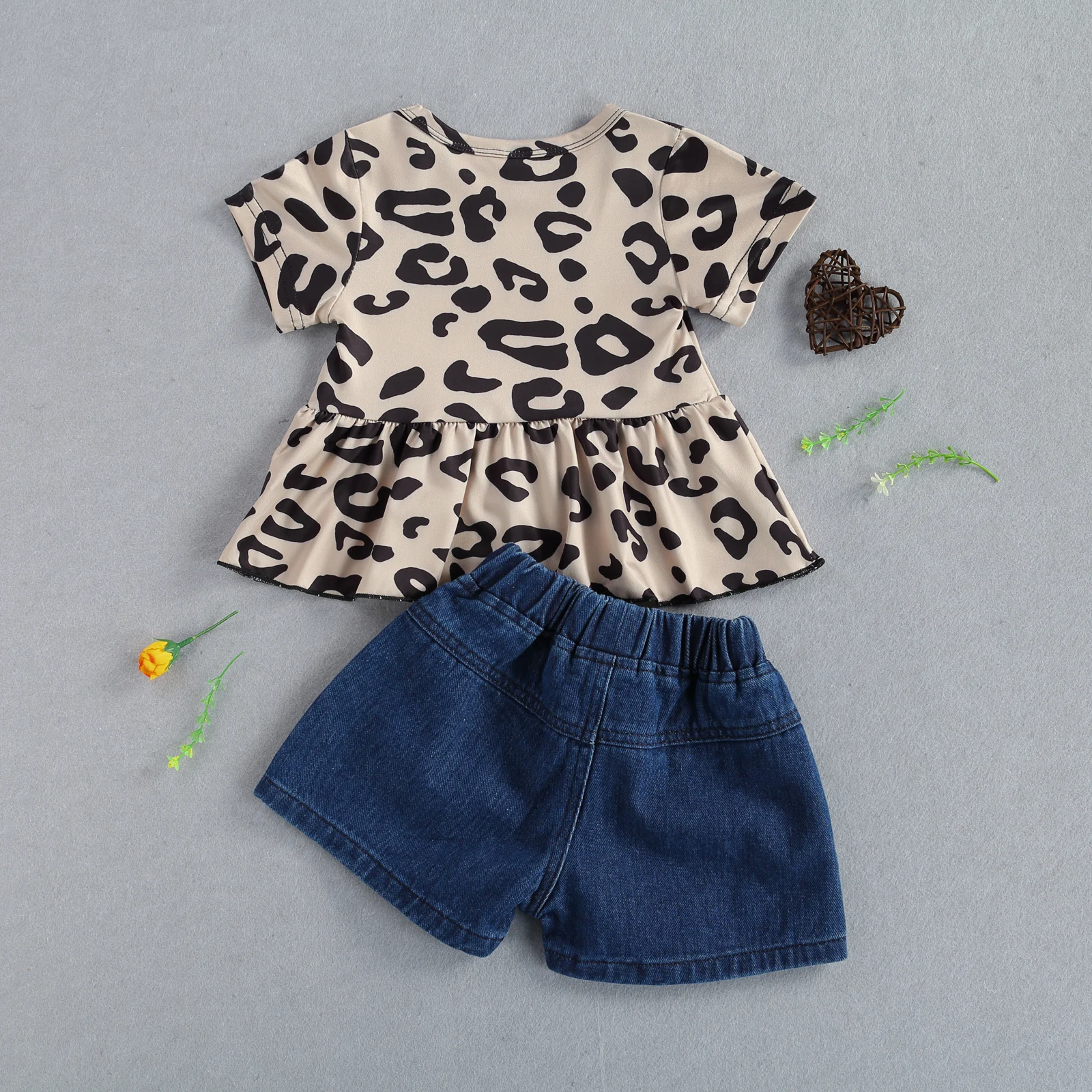 

2021 New Summer 6M-4Y Baby Girl Leopard Print Fashion Dress-Style Short Sleeve Top+Ripped Denim Pockets Shorts Children Clothes
