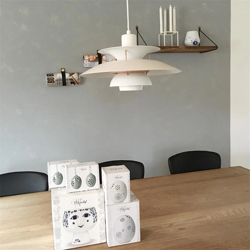 Современные европейские подвесные светильники в виде летающей тарелки лампы