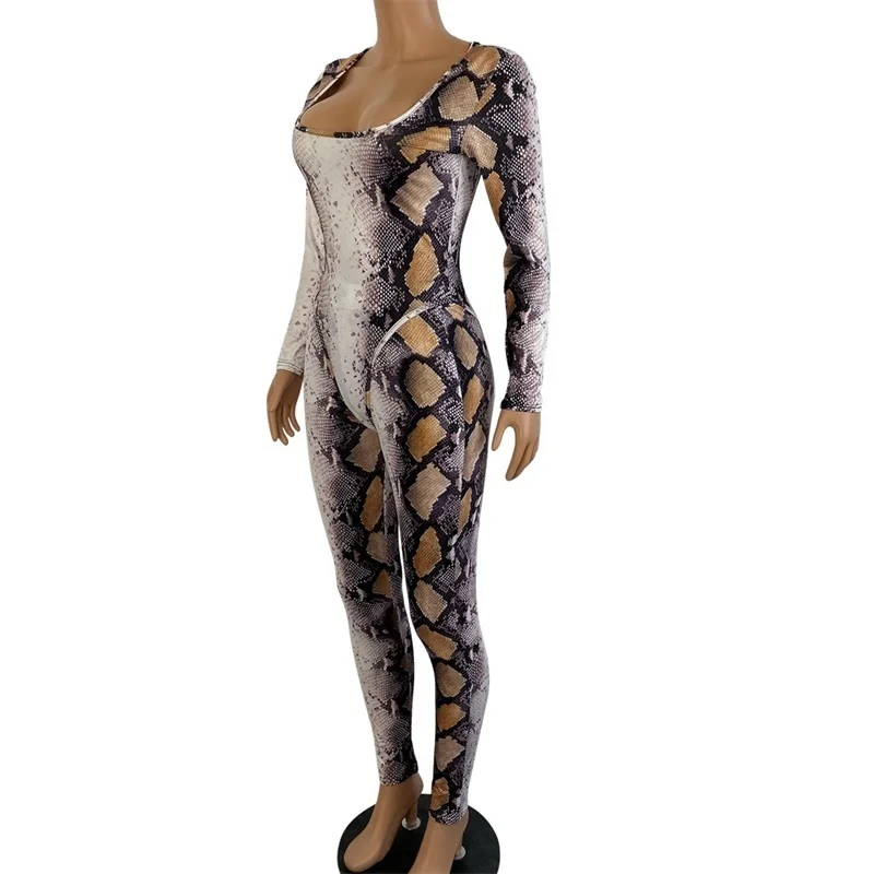 Пикантная обувь под змеиную кожу В комплекте с набором подходящих сумочек