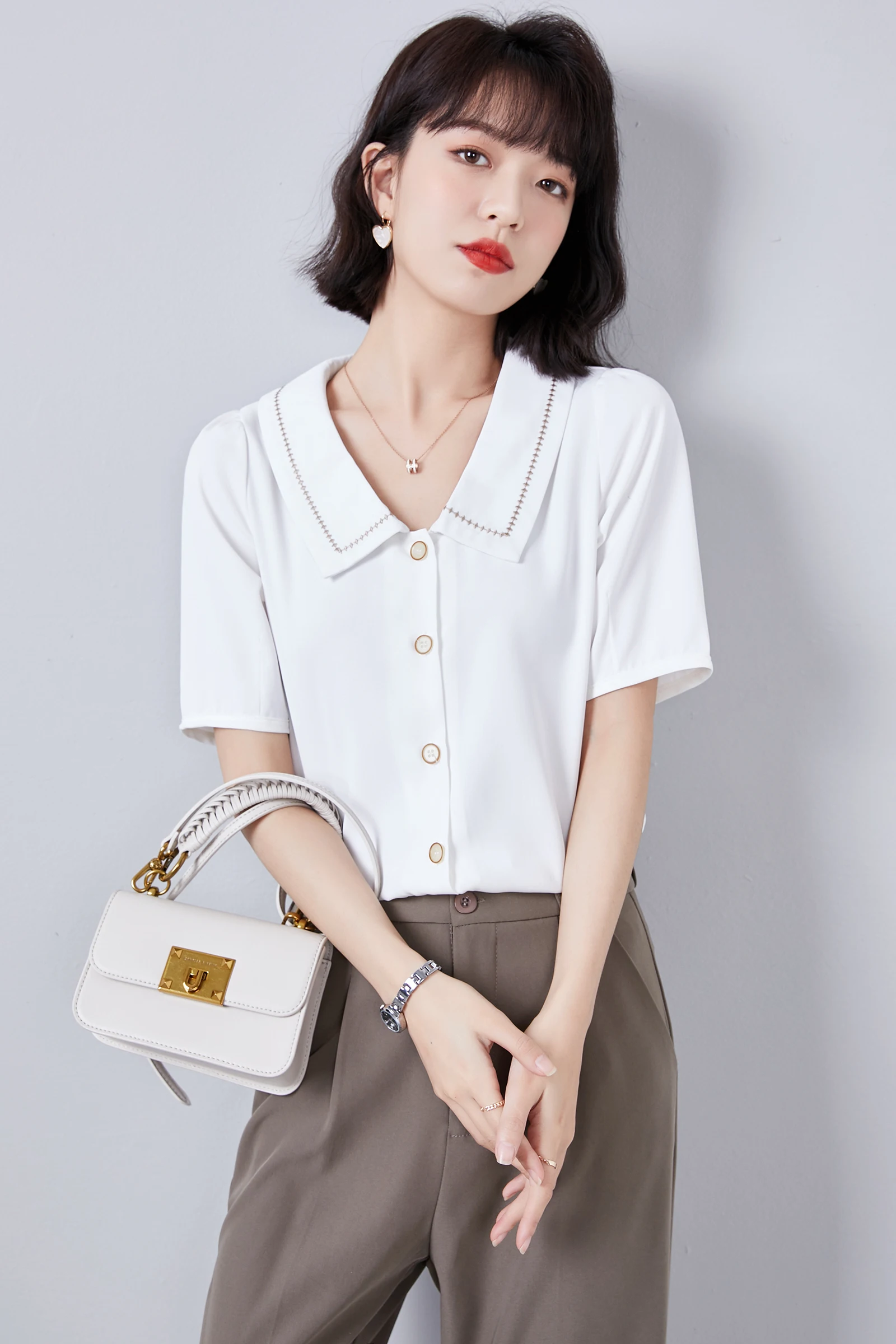 

Summer Korean Fashion Chiffon Women Blouses Office Lady Shirt and Blouse Short Sleeve Womens Tops Loose Blusa Feminina