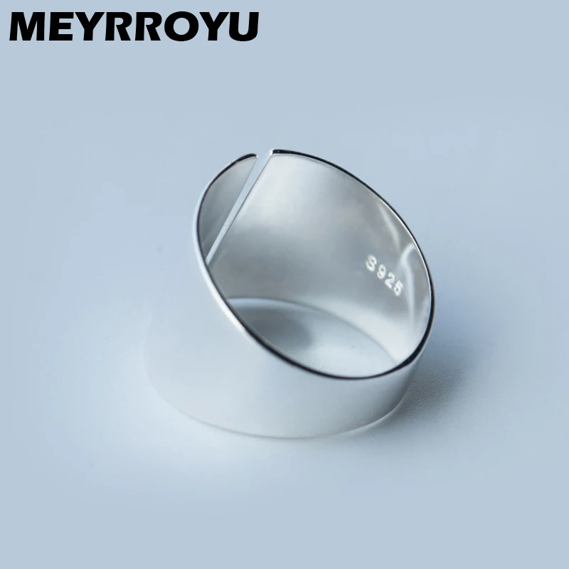

MEYRROYU Sterling Silver Punk Personality Geometric Irregular Round Smooth Ring Girls Simple Couple Gifts All-match Jewelry 925