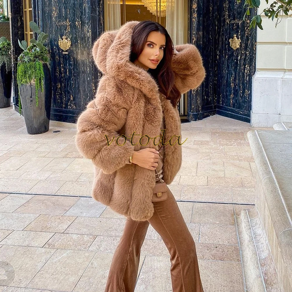 Warm Fashion Fox Fur Coat Women Fluffy Furry Mink Coat Winter Long Sleeve Hooded Overcoat Luxury Thick Outerwear Faux Fur Jacket