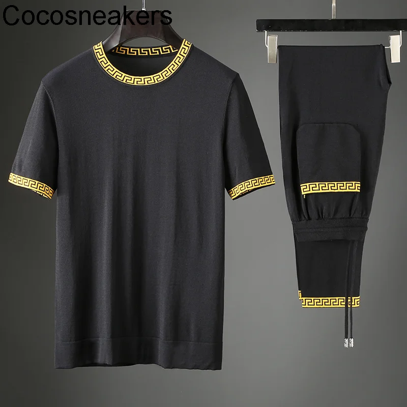 

New Spike summer breathable sports two piece set of silk elastic fabric men's round neck short sleeve leisure suit