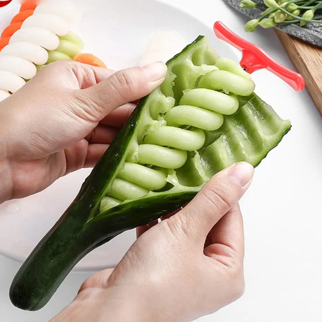 Vegetables Spiral Knife Carving Tool Potato Carrot Cucumber Salad Chopper Manual Screw Slicer Cutter Spiralizer |