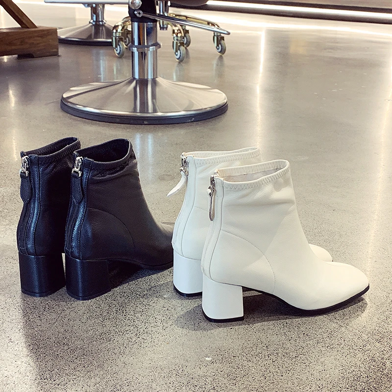 2019 г. Осенние бежевые черные кожаные ботинки женские модные пикантные ботильоны