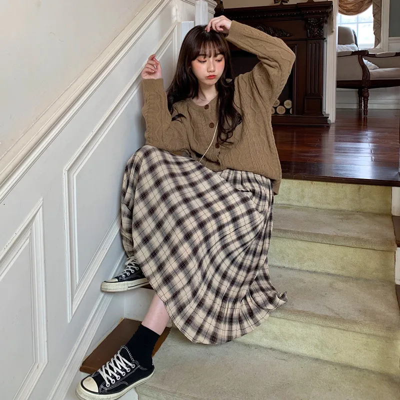 

Autumn new skirt fairy super fairy retro plaid skirt slim and tall waist A skirt women's long