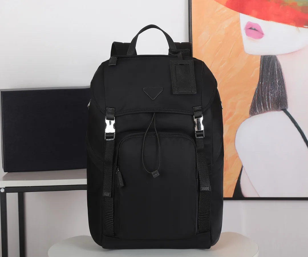 

Men's and women's black nylon large-capacity square travel bag