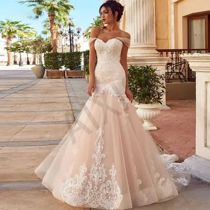 Luxury Wedding Dresses A-Line Tiered Pleat Appliques Elegant Bride Vestido Spaghetti Straps Criss-Cross Illusion Robe de mariee ball gown wedding dress