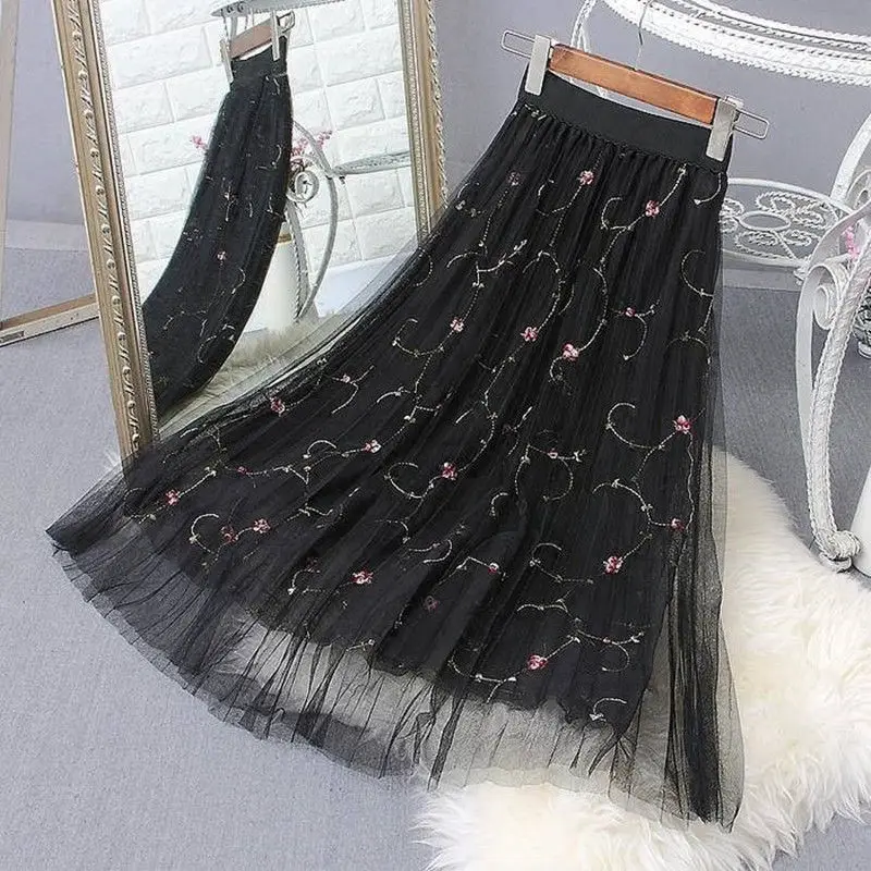 

Four seasons can wear pleated gauze skirt, women's middle long high waist and thin embroidery A-line pompous skirt, big swing